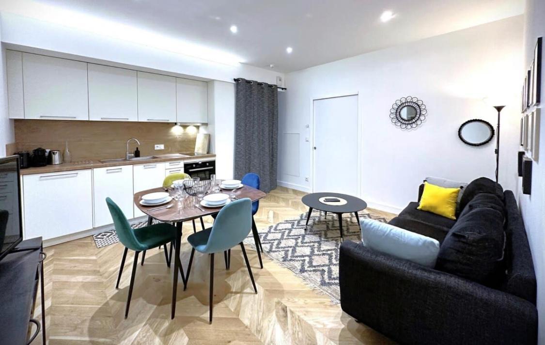 Hypercentre Charmant 2 Chambres Au Calme Avec Joli Patio Privatif Nantes Ngoại thất bức ảnh