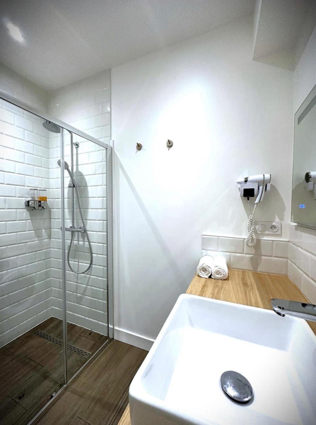 Hypercentre Charmant 2 Chambres Au Calme Avec Joli Patio Privatif Nantes Ngoại thất bức ảnh
